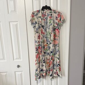 Loobie’s Story Floral Shell Wrap Size NZ 10